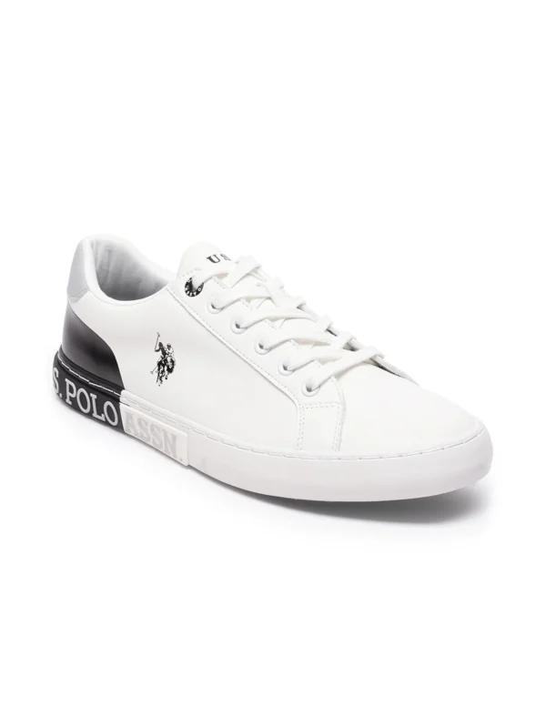 Men Central Lacing Solid Planal Sneakers